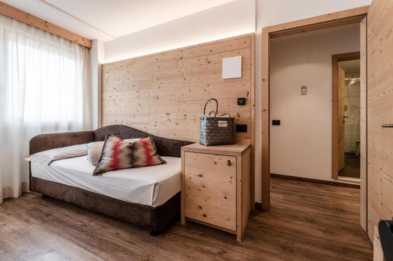 Ravelli Sporting Hotel Mezzana  Kültér fotó