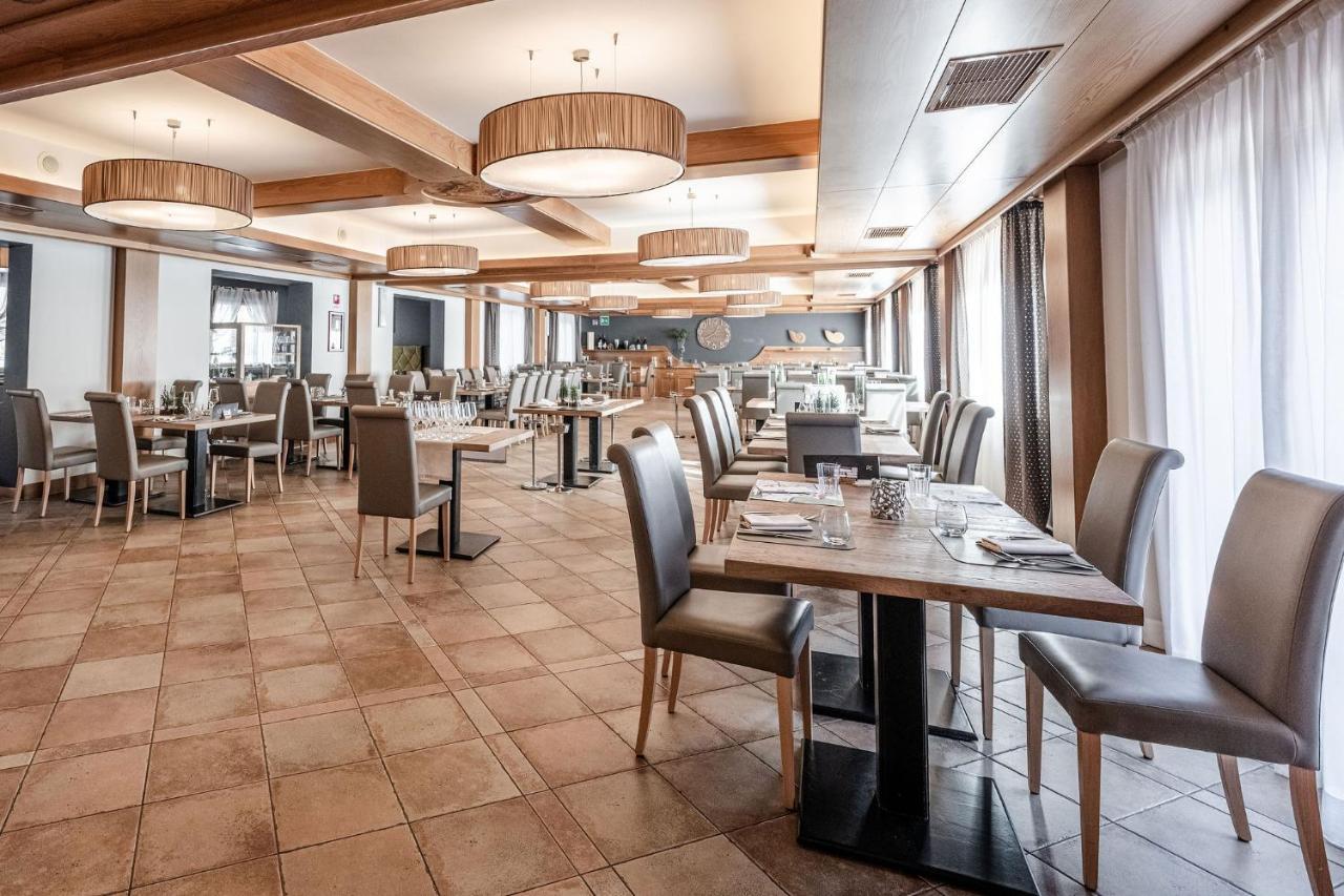 Ravelli Sporting Hotel Mezzana  Kültér fotó