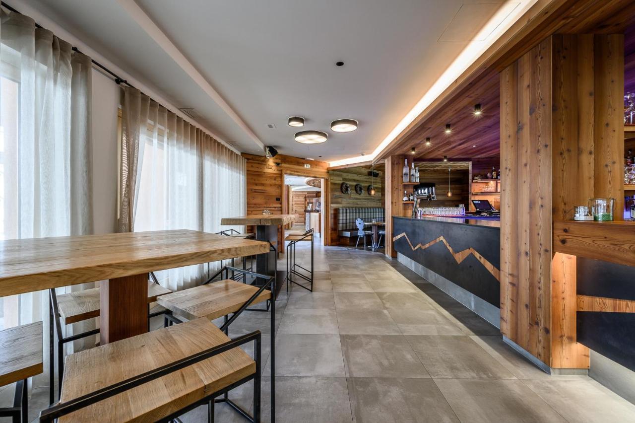 Ravelli Sporting Hotel Mezzana  Kültér fotó