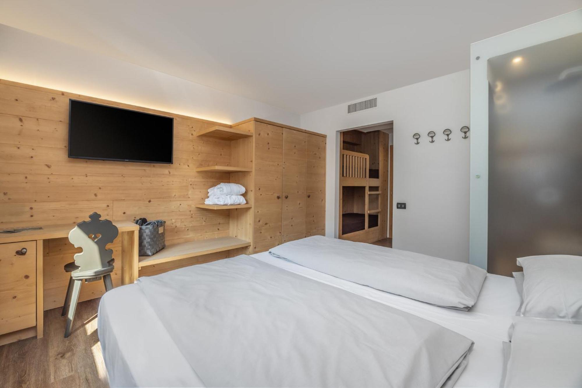 Ravelli Sporting Hotel Mezzana  Kültér fotó