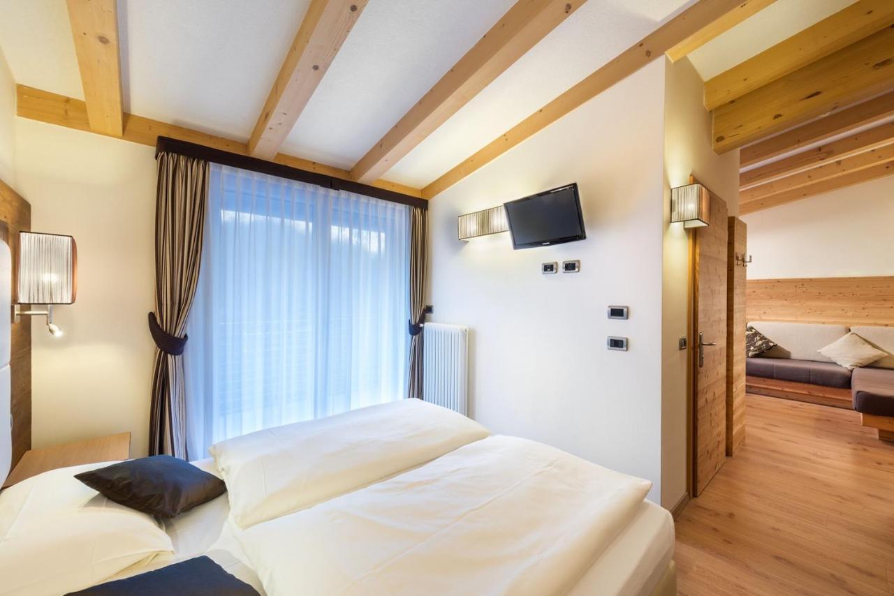Ravelli Sporting Hotel Mezzana  Kültér fotó